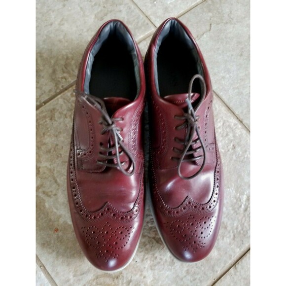 HUGO BOSS leather wing tips SHOES - Made in Italy - Size 42